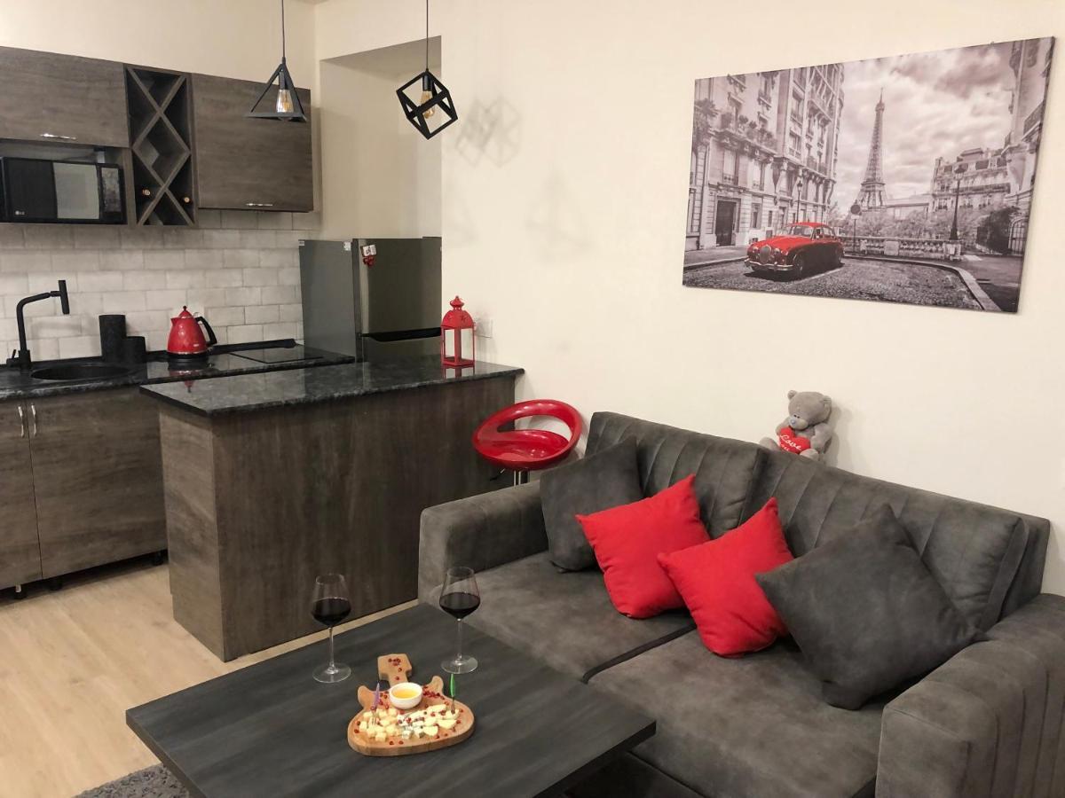 耶烈万Karen'S Dom & Terrace别墅 外观 照片